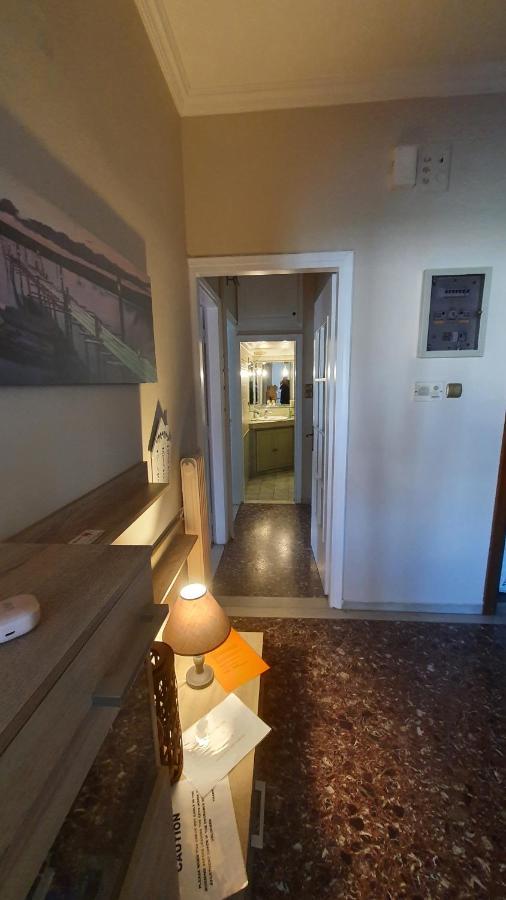 90 m2, 2 yatak odalı, 1 banyolu , Pagrati bölgesinde Atina Dış mekan fotoğraf