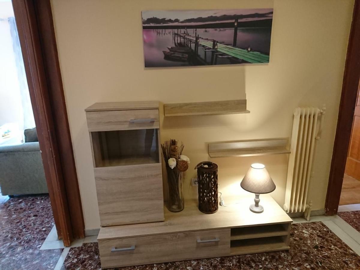 90 m2, 2 yatak odalı, 1 banyolu , Pagrati bölgesinde Atina Dış mekan fotoğraf